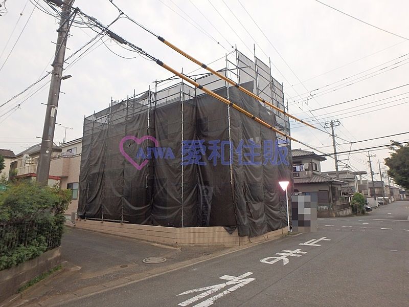 都市ガス本下水　カースペース2台分　三方道路