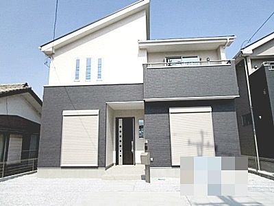 土地４８坪。カースペース並列２台分。南道路面。日当たり良好。閑静な住環境。