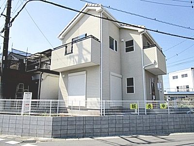 一本松駅徒歩３分。土地３０坪。完成済み。即入居可能。オール電化住宅。